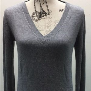 Zara Women Sweater V-Neck Long Sleeve M Gray Pearl Buttons